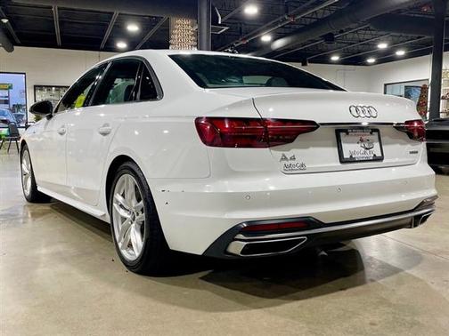 2023 Audi A4 45 S line Premium Plus