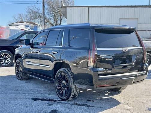 2019 Cadillac Escalade Luxury