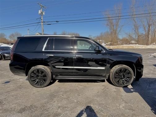 2019 Cadillac Escalade Luxury