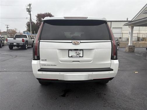 2018 Cadillac Escalade Premium Luxury