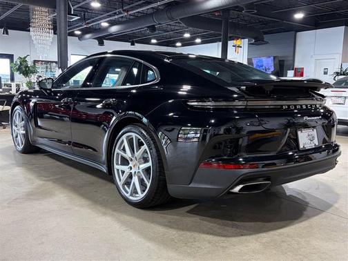 BLACK 2025 Porsche Panamera 4
