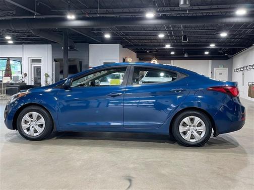 Windy Sea Blue 2016 Hyundai ELANTRA SE