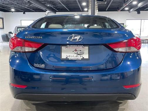 Windy Sea Blue 2016 Hyundai ELANTRA SE