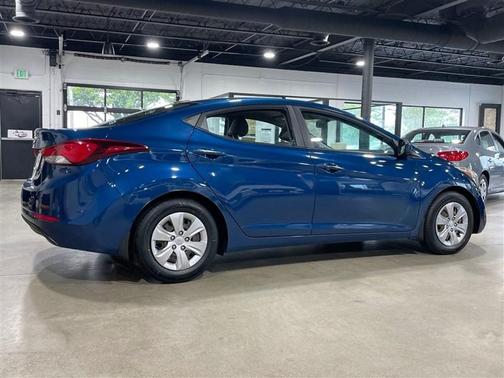Windy Sea Blue 2016 Hyundai ELANTRA SE