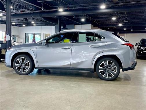 2024 Lexus UX 250h Base