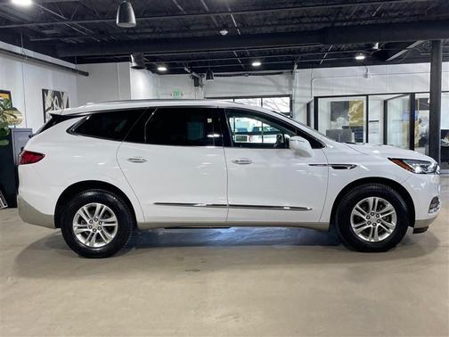 2020 Buick Enclave AWD Essence