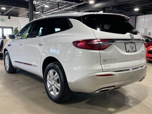 2020 Buick Enclave AWD Essence