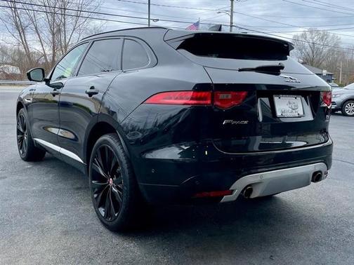 2017 Jaguar F-PACE S
