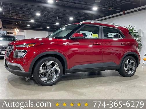 2024 Hyundai VENUE SEL