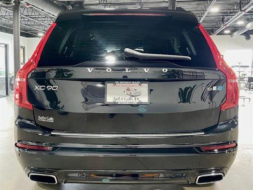 2019 Volvo XC90 T6 R-Design