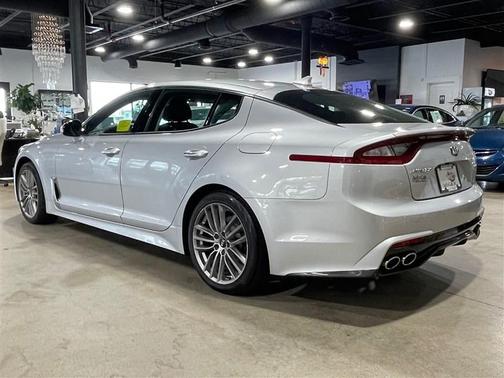 Silky Silver 2018 Kia Stinger Stinger