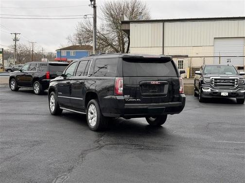 2017 GMC Yukon XL SLE