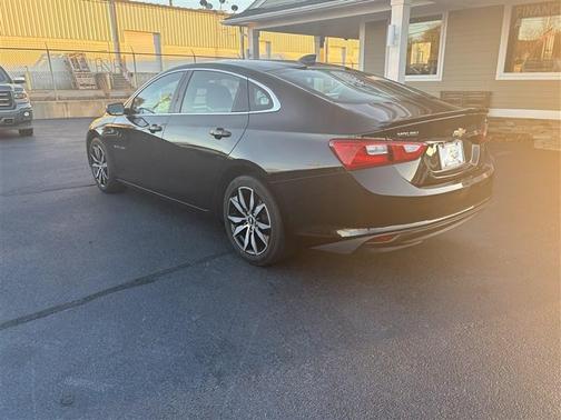 2017 Chevrolet Malibu 1LT