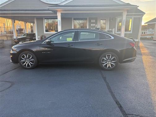 2017 Chevrolet Malibu 1LT