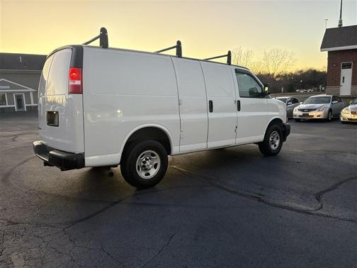 2017 Chevrolet Express 2500 Work Van