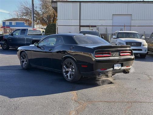 2017 Dodge Challenger SXT