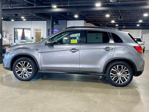 2017 Mitsubishi Outlander Sport 2.4 SEL