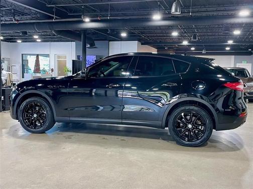 2017 Maserati Levante Base