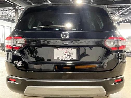 Crystal Black Pearl 2023 Honda Pilot AWD EX-L 7 Passenger