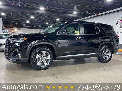 Crystal Black Pearl 2023 Honda Pilot AWD EX-L 7 Passenger