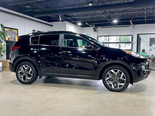 2020 Kia Sportage EX
