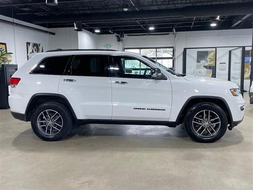 Bright White Clearcoat 2018 Jeep Grand Cherokee Limited