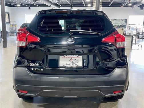 2018 Nissan Kicks S