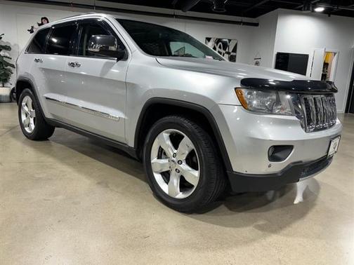 2011 Jeep Grand Cherokee Overland