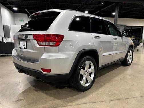 2011 Jeep Grand Cherokee Overland
