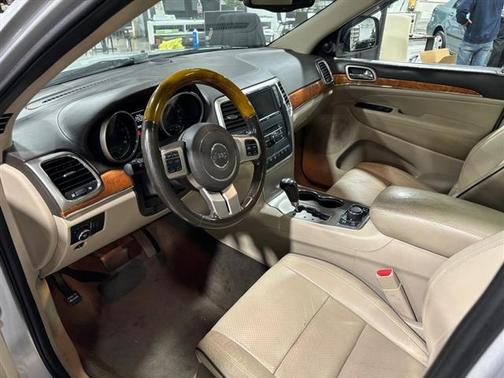 2011 Jeep Grand Cherokee Overland