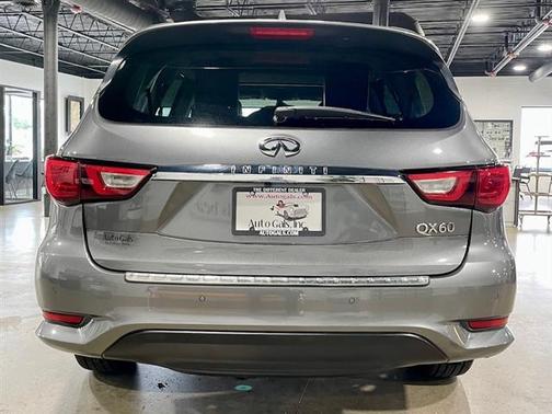 2016 INFINITI QX60 Base