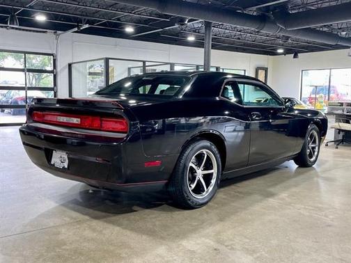 2010 Dodge Challenger SE