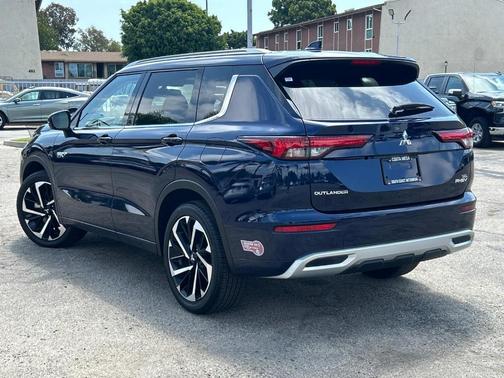 2024 Mitsubishi Outlander PHEV SEL