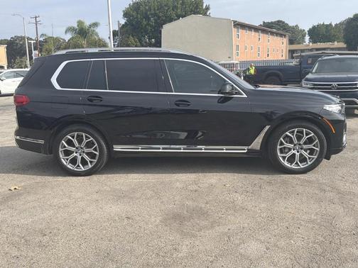 2021 BMW X7 xDrive40i