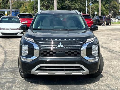 2023 Mitsubishi Outlander PHEV SEL