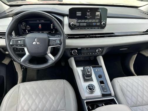 2023 Mitsubishi Outlander PHEV SEL