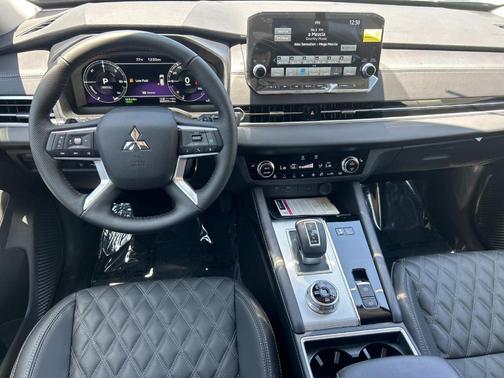 2025 Mitsubishi Outlander PHEV SEL S-AWC