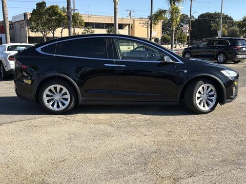 2019 Tesla Model X Long Range