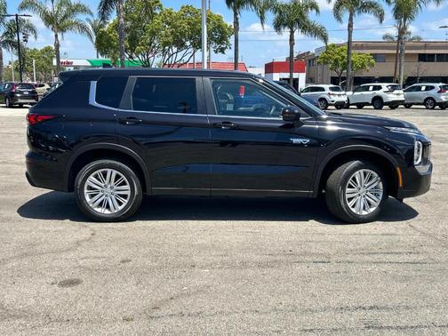 2025 Mitsubishi Outlander PHEV ES S-AWC