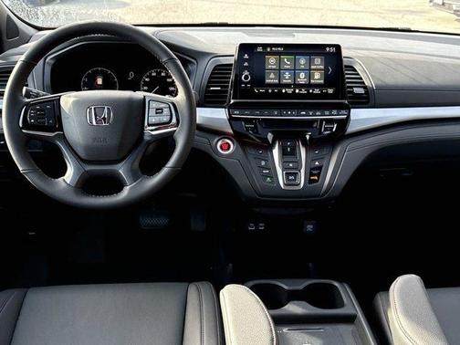 Radiant Red Metallic II 2026 Honda Odyssey Sport-L