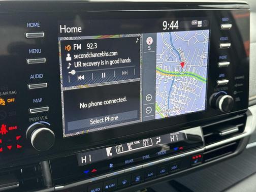 2024 Toyota Sienna Woodland Edition