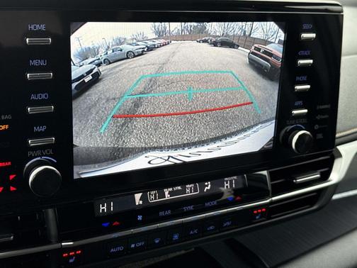 2024 Toyota Sienna Woodland Edition