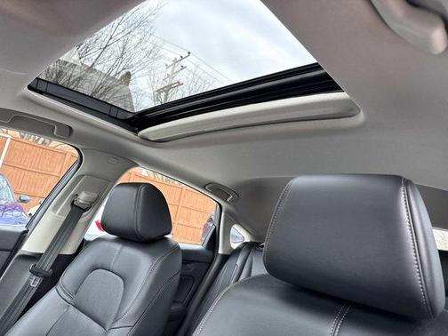 2023 Honda Civic EX-L