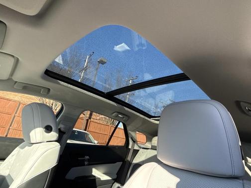 Pearl 2026 Honda Prologue Elite