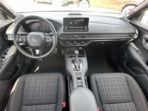 2025 Honda HR-V 