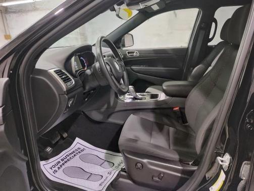 2019 Jeep Grand Cherokee Laredo for sale in Stevens Point, WI - image 12
