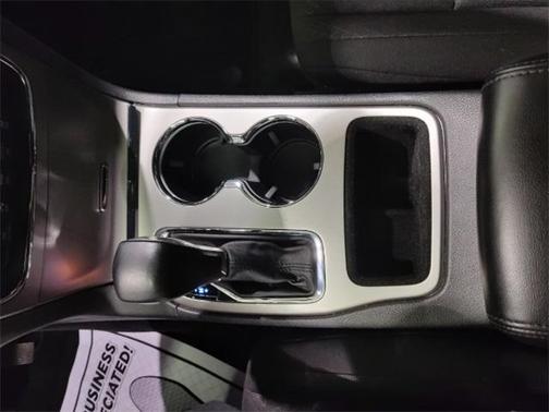 2019 Jeep Grand Cherokee Laredo for sale in Stevens Point, WI - image 21