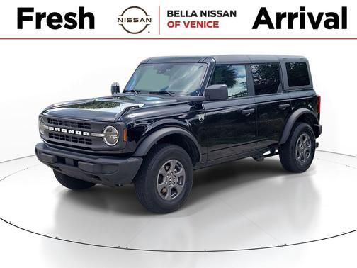 Shadow Black 2025 Ford Bronco Big Bend