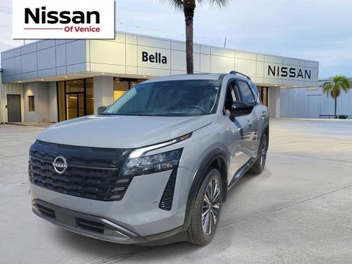 Boulder Gray Metallic 2026 Nissan Pathfinder Platinum