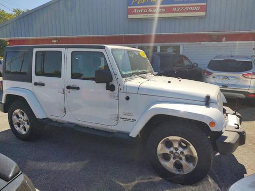 2013 Jeep Wrangler Unlimited Sahara